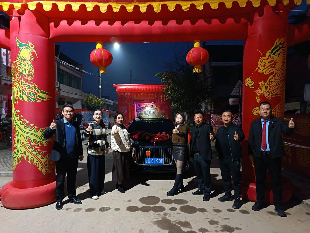 今天為兵哥哥服務(wù).今天錢多多婚慶車隊(duì)車友祝兵哥哥新婚快樂(lè),你